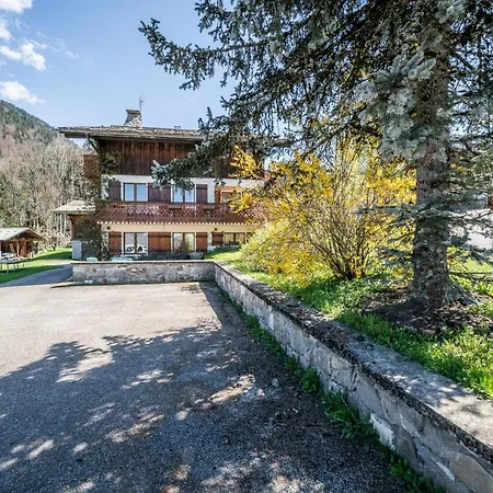 Apartment Chenives - *